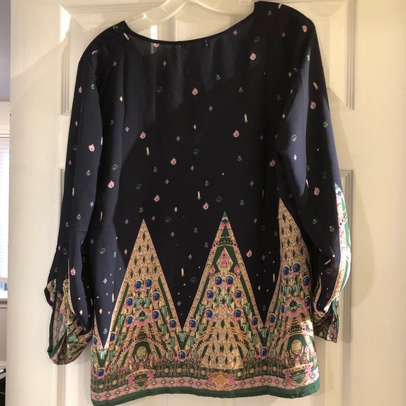 Roommates Navy-Multi Color Blouse - Picture 4 of 8